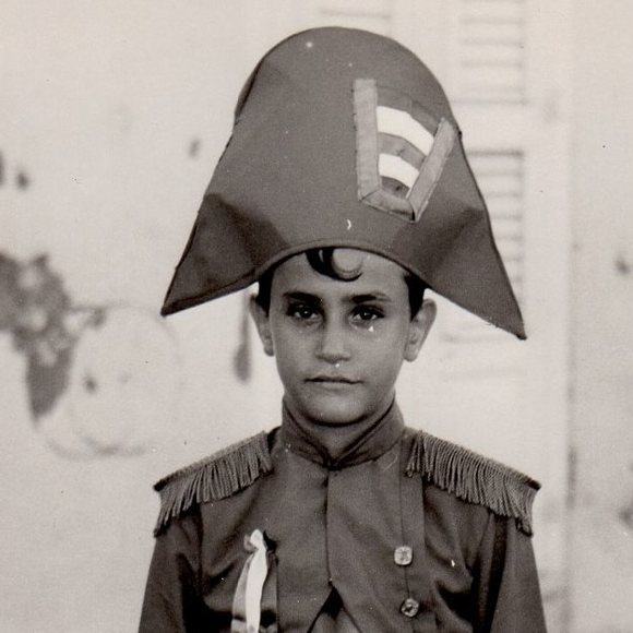 Meet your Posher, Mark - Picture 1 of 1